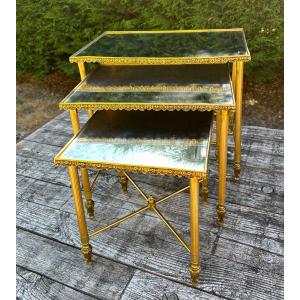 Vintage 70's Nesting Table In Brass And Moiré Mirror