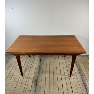 Vintage Scandinavian Teak Dining Table From The 1970s – 2 Built-in Extension Leaves