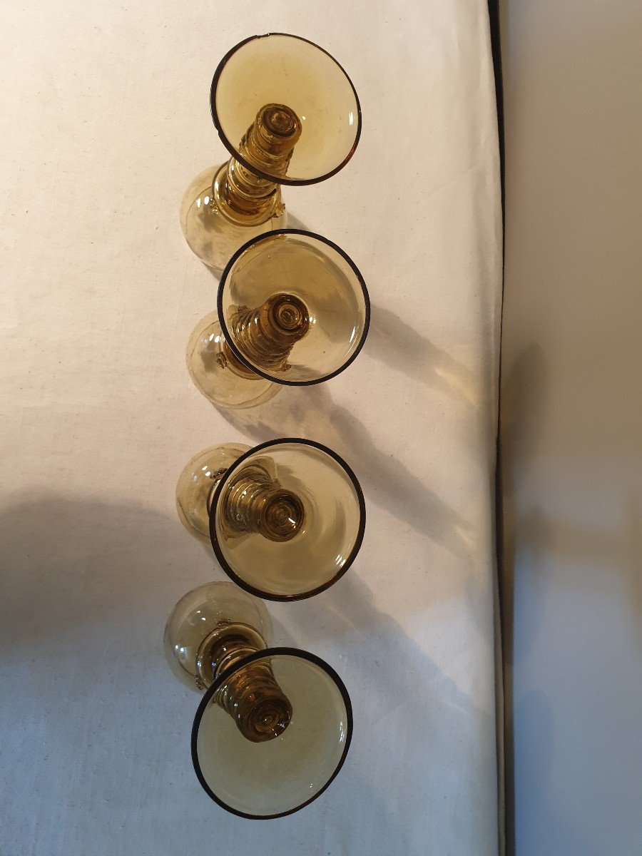 Four Hock Rhine Wine Glasses In Crystal And Blown Smoked Glass.-photo-5