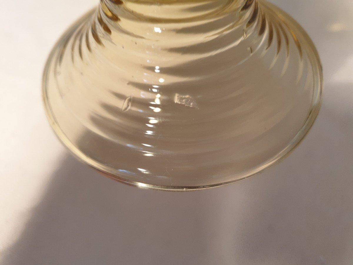 Two Rhine Wine Glasses Roemer In Crystal And Blown Smoked Glass. They Are Engraved With Pampers-photo-3