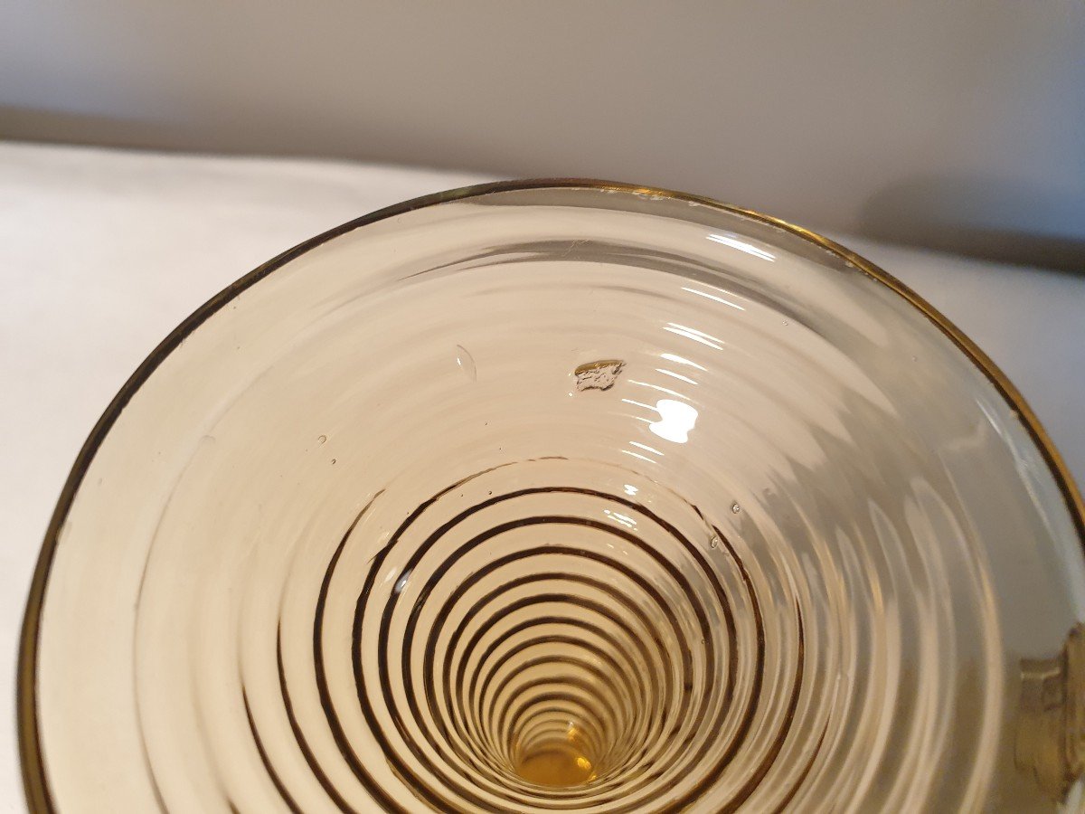 Two Rhine Wine Glasses Roemer In Crystal And Blown Smoked Glass. They Are Engraved With Pampers-photo-5