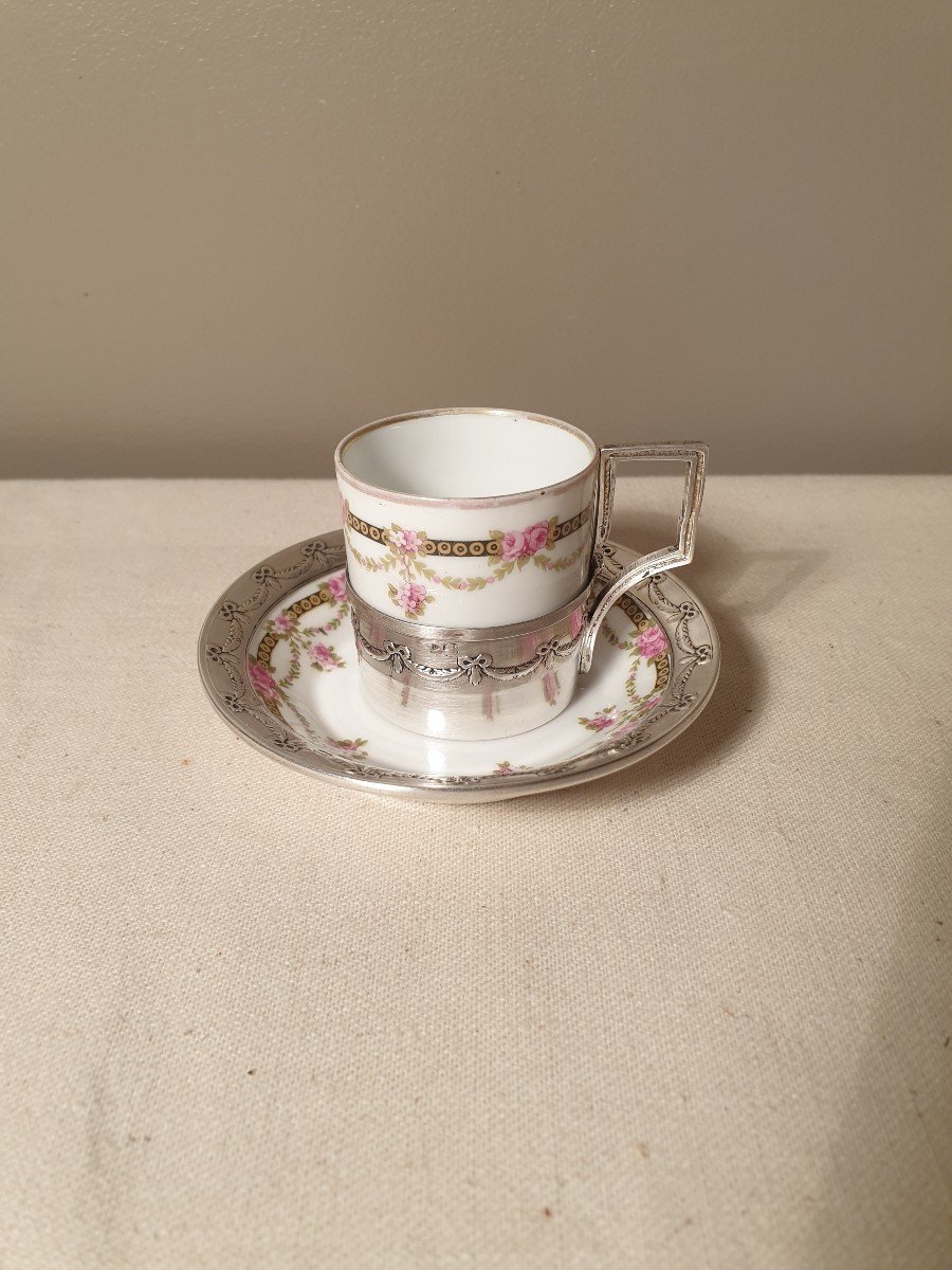 Small Moka Cup In Porcelain And Silver.-photo-1