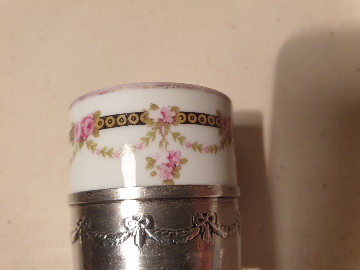 Small Moka Cup In Porcelain And Silver.-photo-4