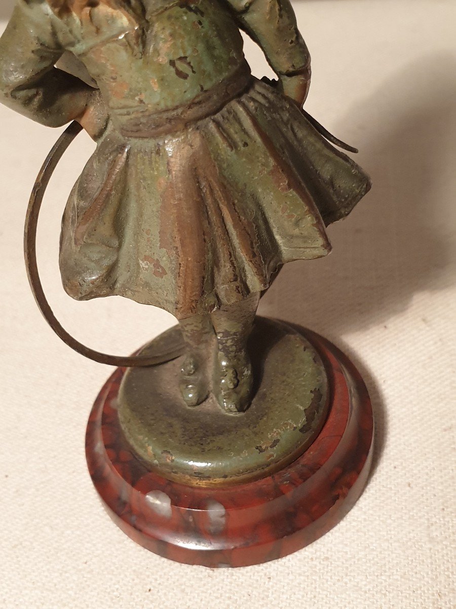 Statuette En Bronze Polychrome Petite Fille Au Cerceau Socle En Marbre-photo-2