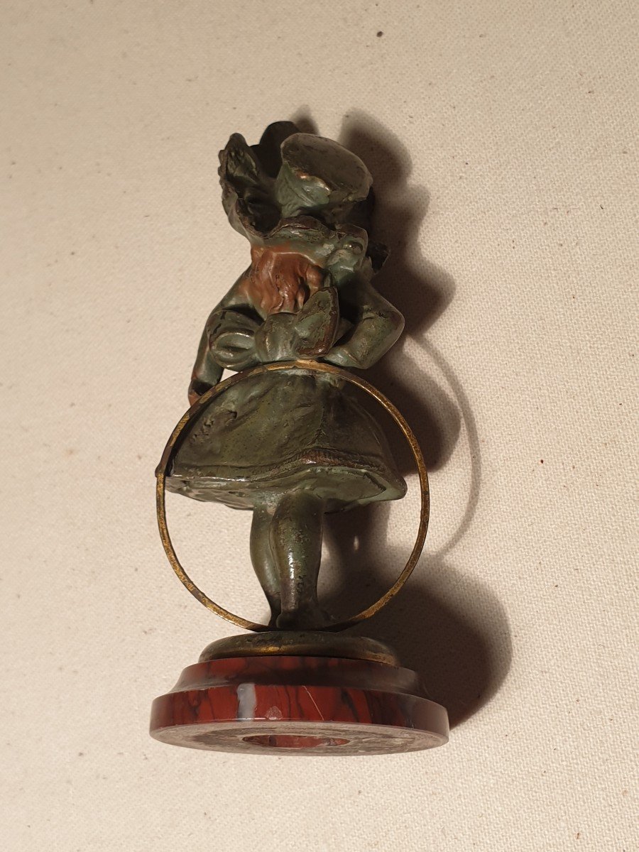 Statuette En Bronze Polychrome Petite Fille Au Cerceau Socle En Marbre-photo-6