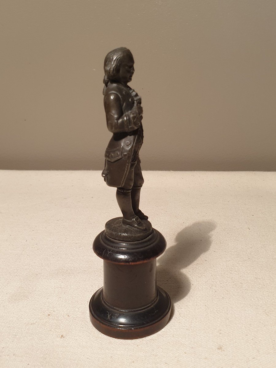 Small Regulate Statuette Of George Washington On Wooden Base-photo-5