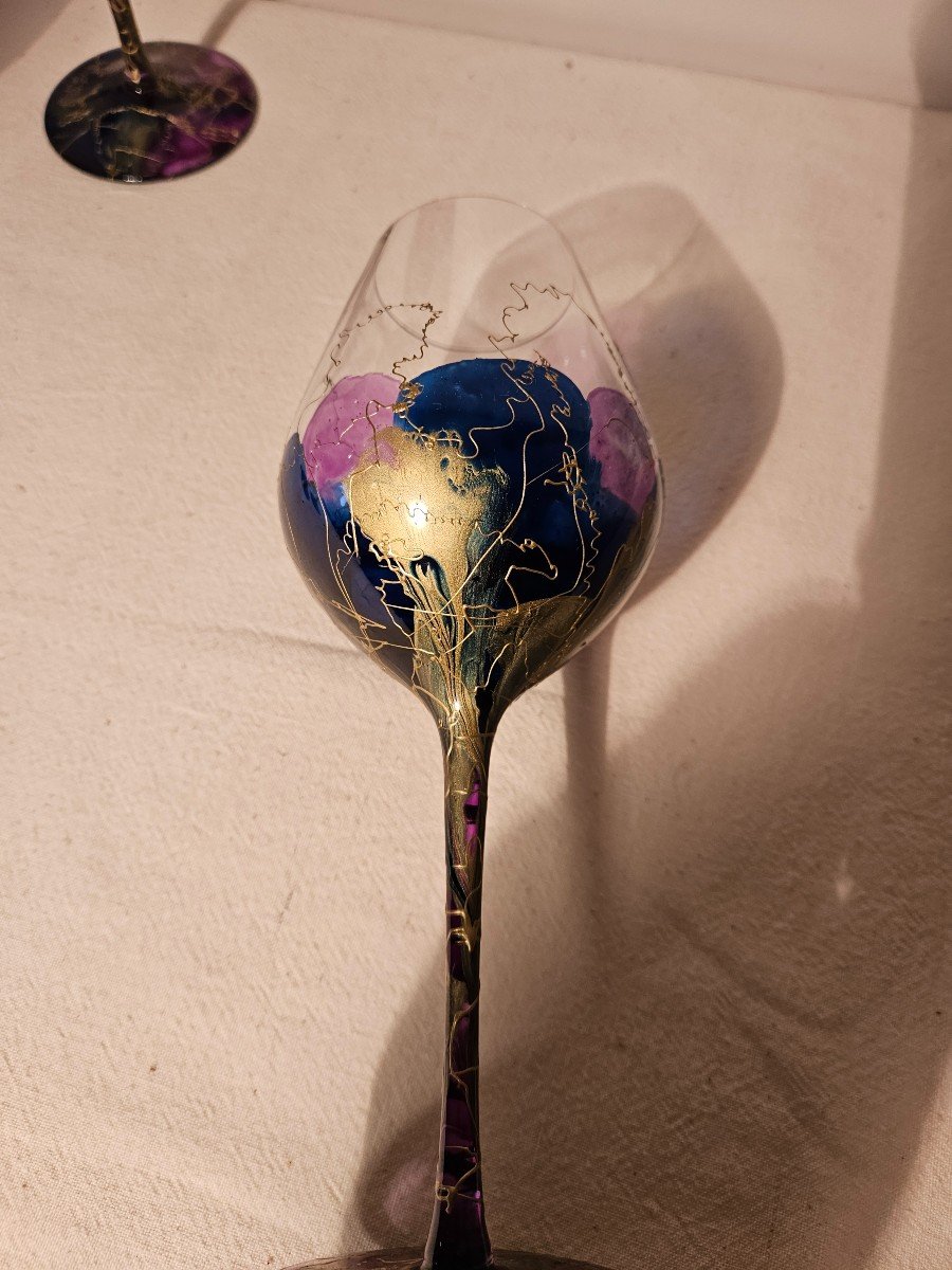 Six Painted And Enameled Glass Stemmed Glasses Height 22 Cm-photo-4