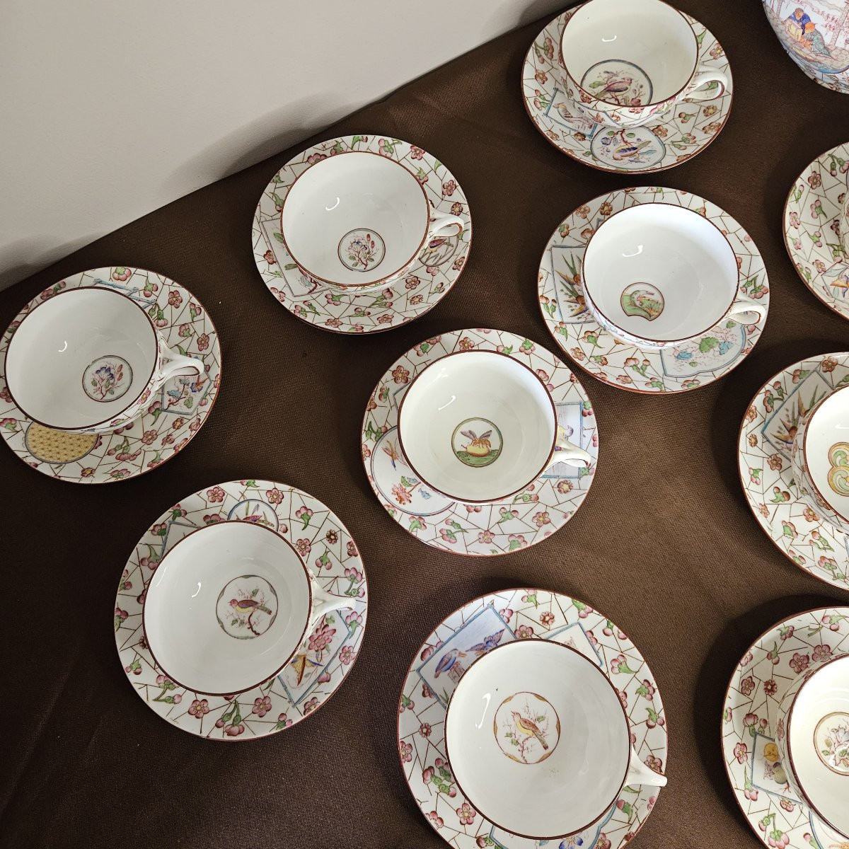 Part Of A Sarreguemines Tea Service, Fine Earthenware.-photo-2