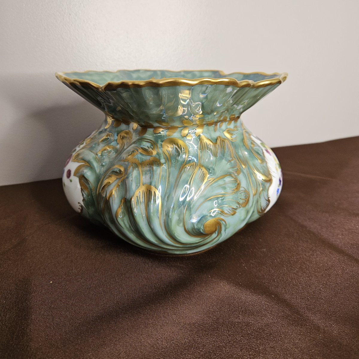 Limoges Low Vase By Maison Chastagner. It Is Hand-painted. Height 14 Cm-photo-4
