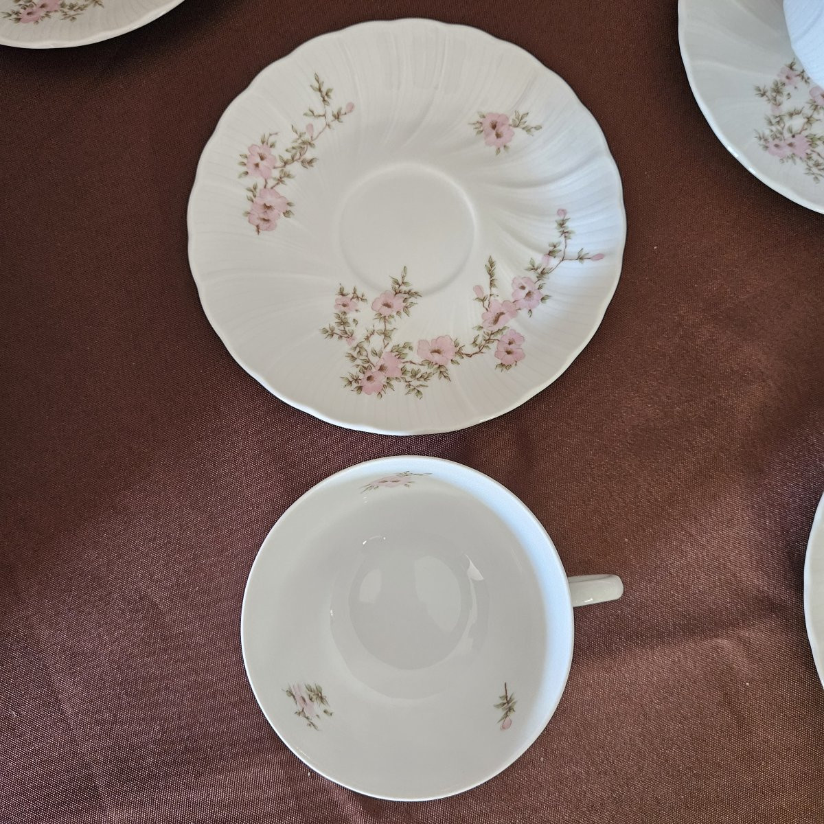 Bernardaud Eight Amandine Model Tea Cups-photo-3