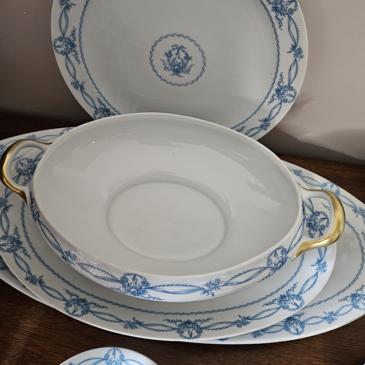 Limoges Jammet Seignolles Dinner Service. White With Blue Decor. 57 Pieces. Very Little Used.-photo-1