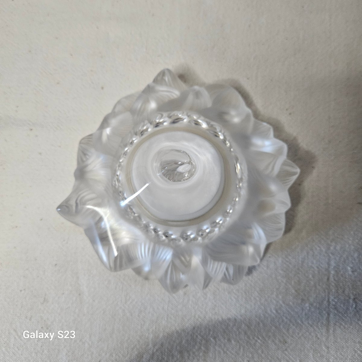 Lalique France  Pendulette Soleil. Elle fonctionne. -photo-3