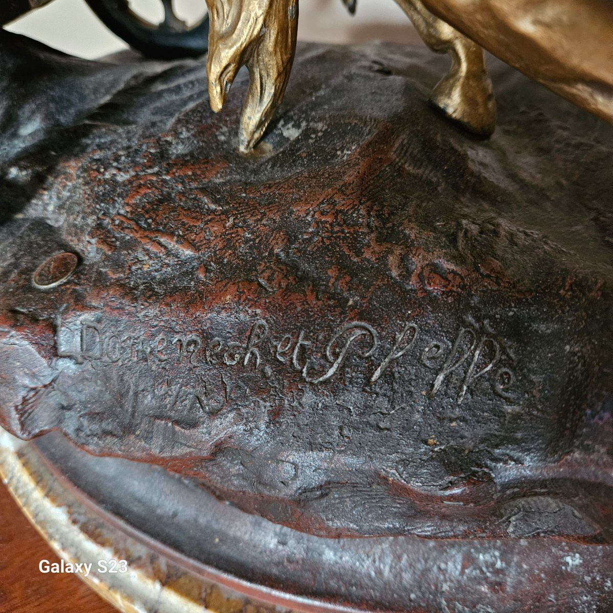 Sculpture Domenech et Pfeffer "Le char de la victoire " Hauteur 62 cm-photo-2