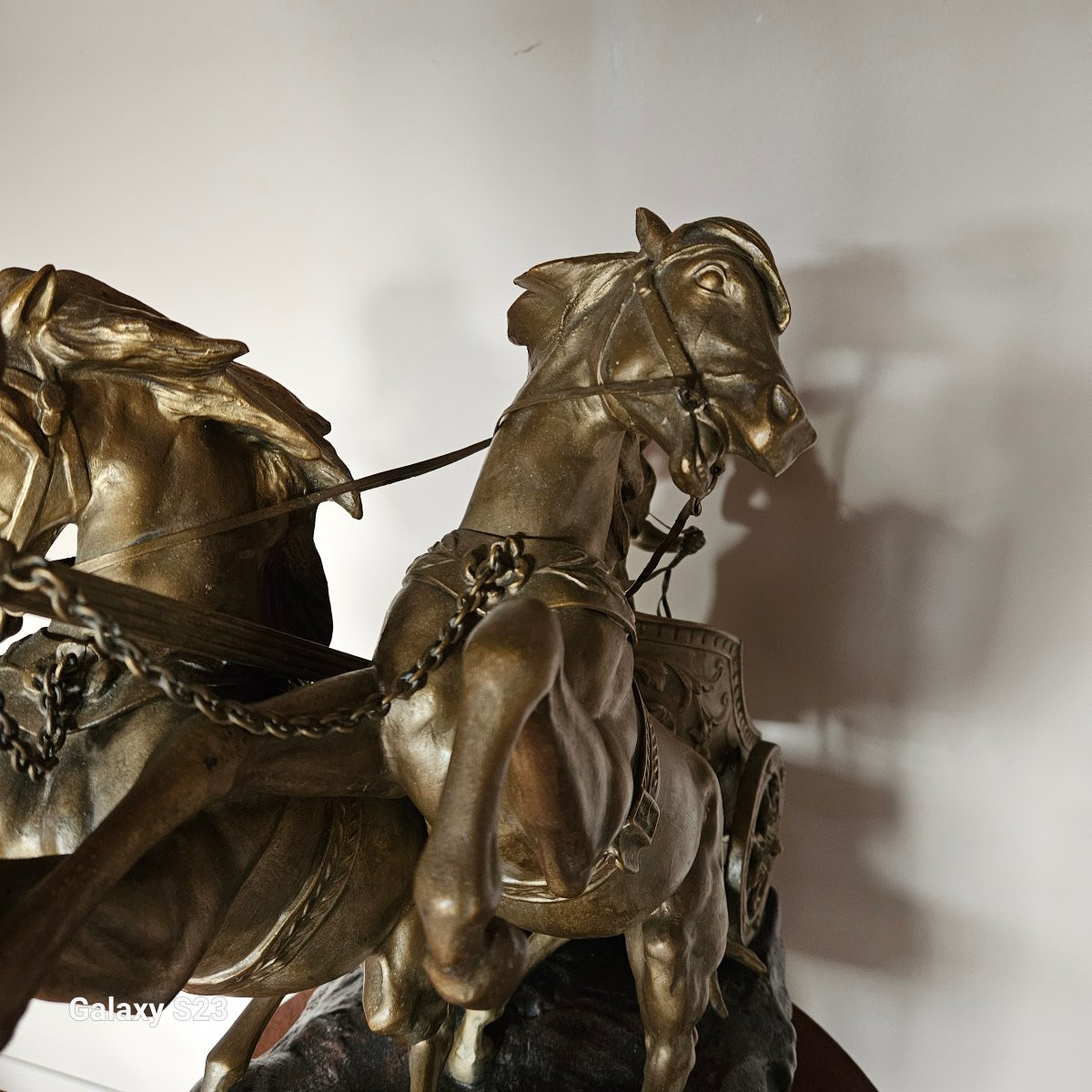 Sculpture Domenech et Pfeffer "Le char de la victoire " Hauteur 62 cm-photo-3