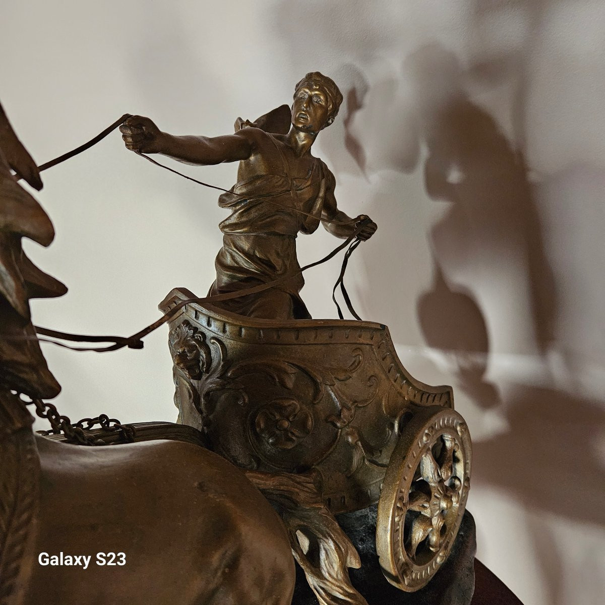 Sculpture Domenech et Pfeffer "Le char de la victoire " Hauteur 62 cm-photo-4