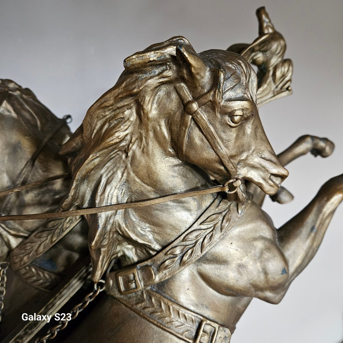 Sculpture Domenech et Pfeffer "Le char de la victoire " Hauteur 62 cm-photo-5