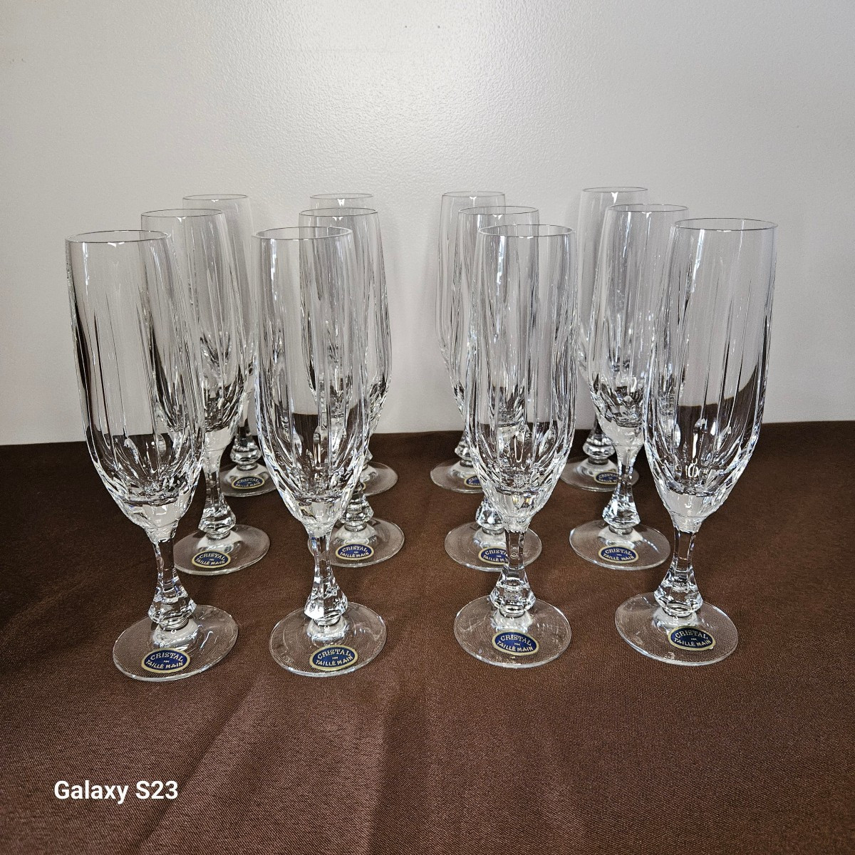 Douze flutes cristal de Lorraine Lemberg modèle Nora