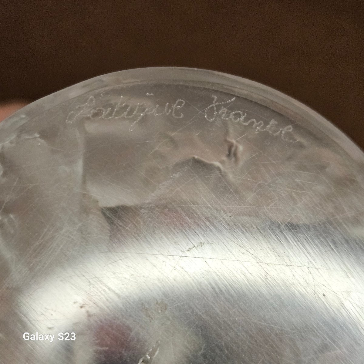 Lalique France Statuette Petite sculpture Femme à l'agneau.-photo-3