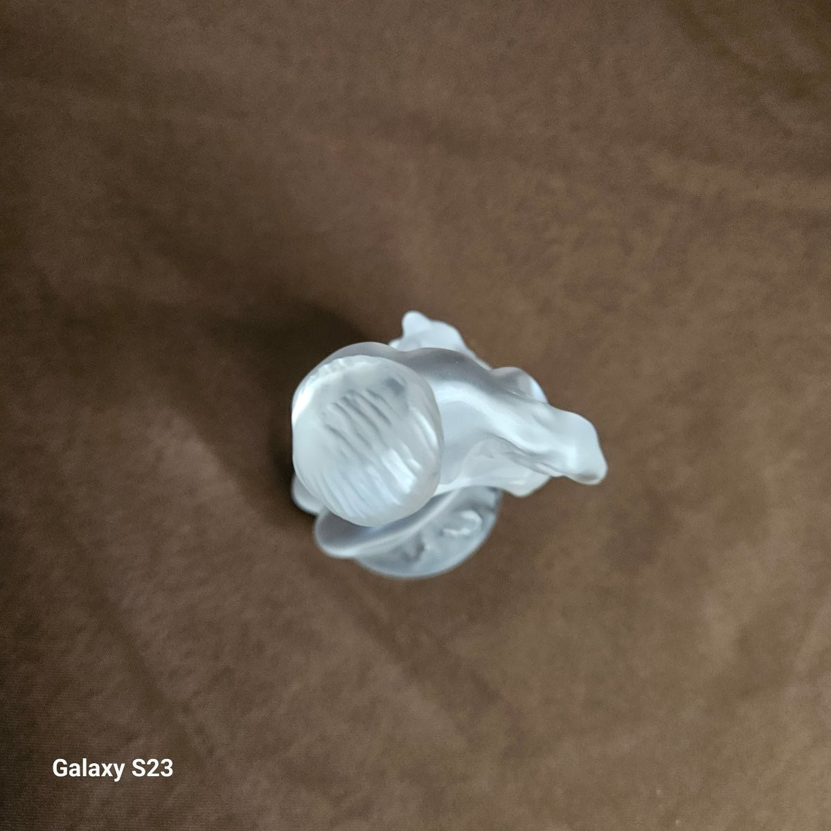 Lalique France Statuette Petite sculpture Femme à l'agneau.-photo-4