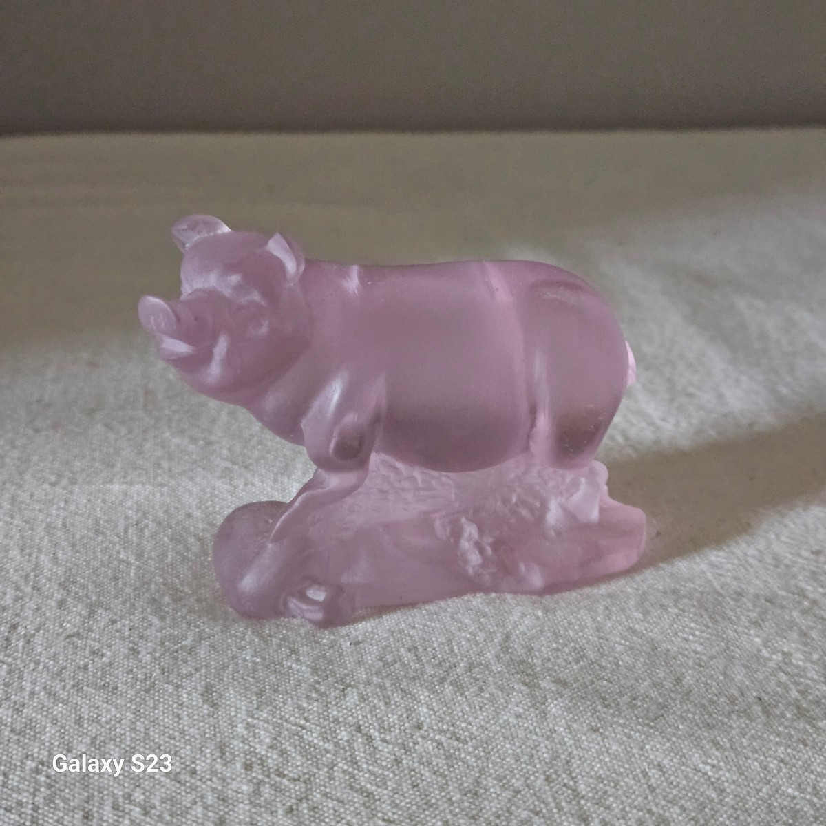 Daum France Sculpture Of A Little Pig In Pink-tinted Molded Glass-photo-2