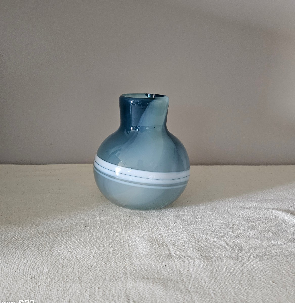 Claude Morin 1979 Vase In Milky Blown Glass In Shades Of Blue To White