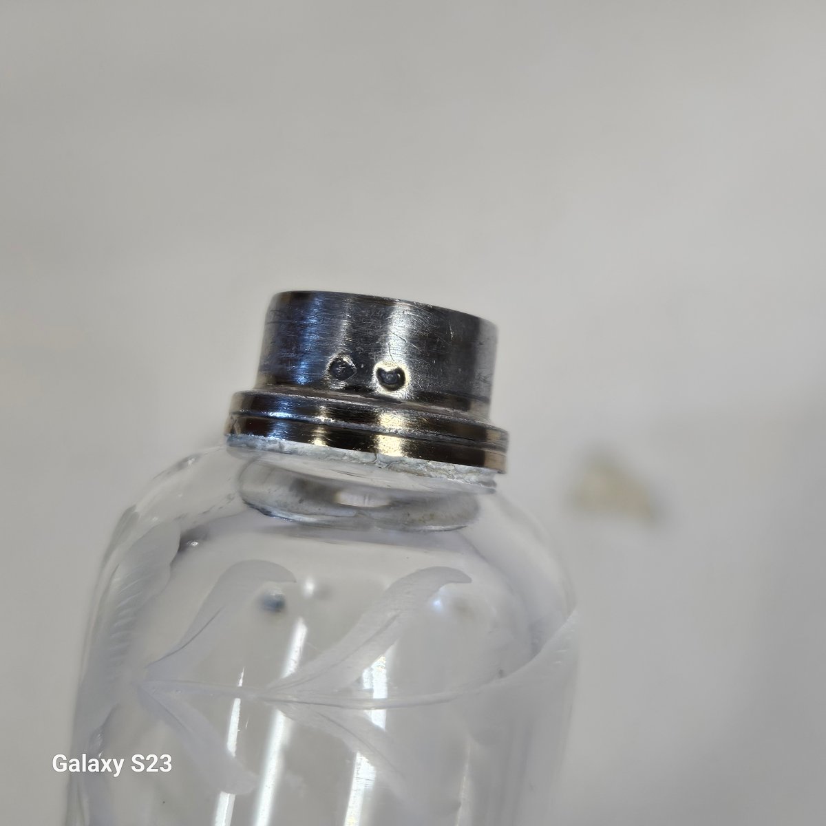 Small Crystal And Silver Bottle For Lemon Balm Water. Minerva Hallmark-photo-3