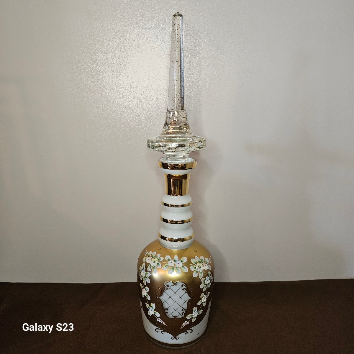 Grand flacon à parfum ou alcool Tchécoslovaquie Hauteur 62 cm