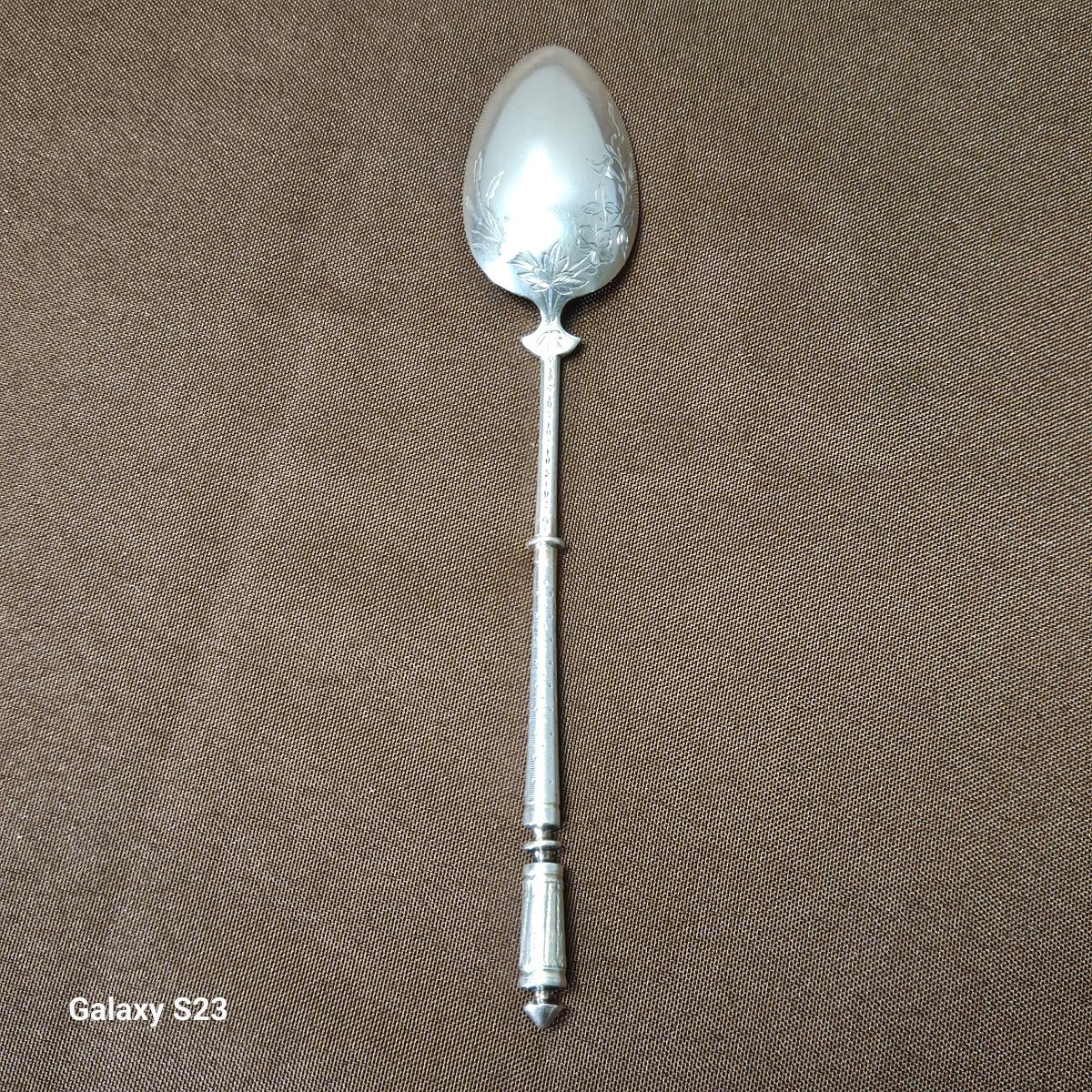 Silver Spoon, Minerva Hallmark, 1st Standard. 19th Century. Russian-style Decoration. Length 17