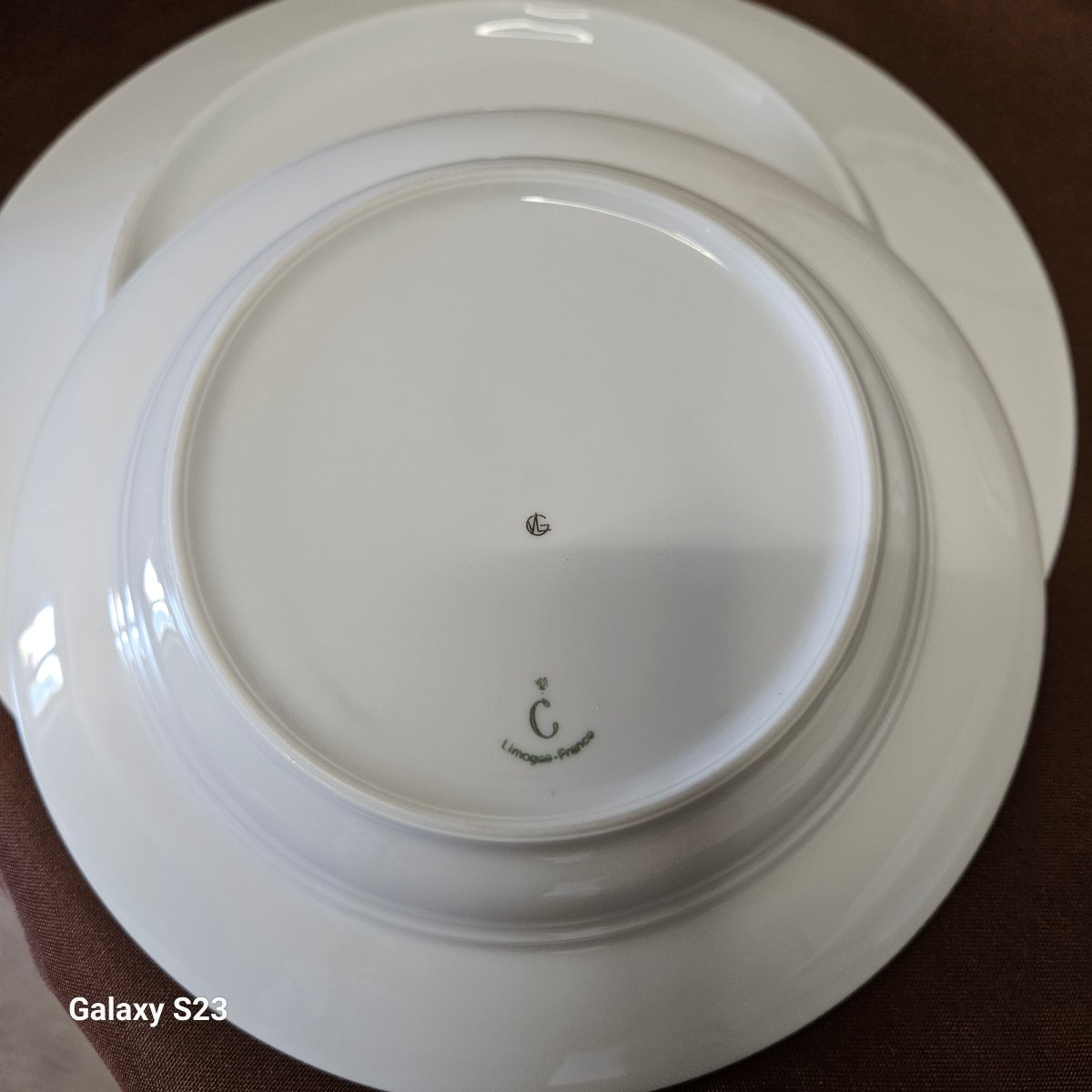Lalique "lupins" Pattern: 12 Limoges Porcelain Plates, 6 Dinner Plates And 6 Soup Plates-photo-1