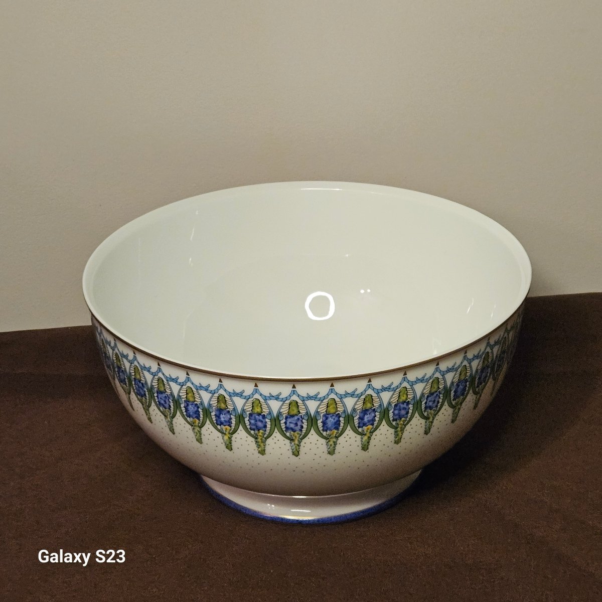 Lalique "lupins" Model Salad Bowl In Limoges Porcelain-photo-2
