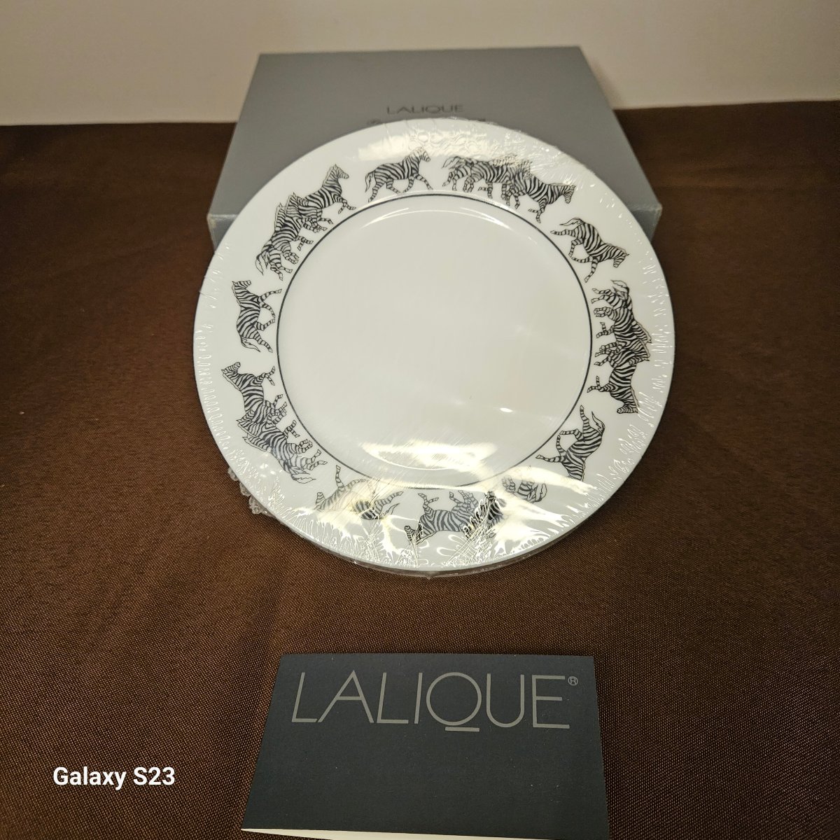 Lalique Limoges Porcelain, "savane" Pattern: 4 Bread Or Dessert Plates-photo-1