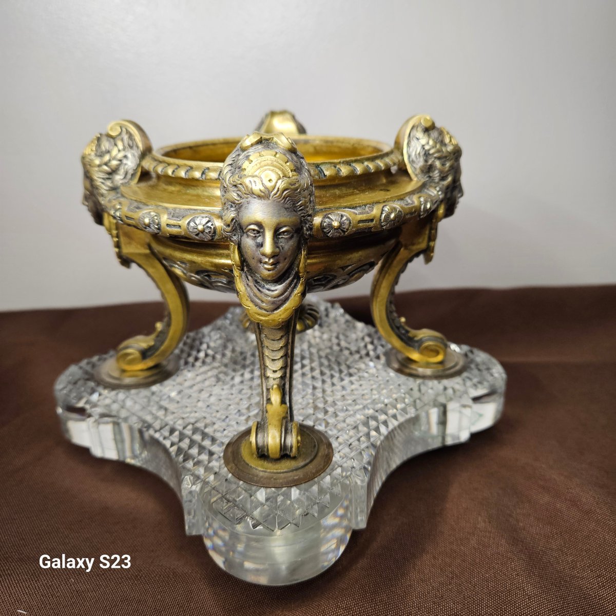 Partie de Brûle parfum Baccarat en bronze et cristal du 19ème siècle Petite coupe-photo-4