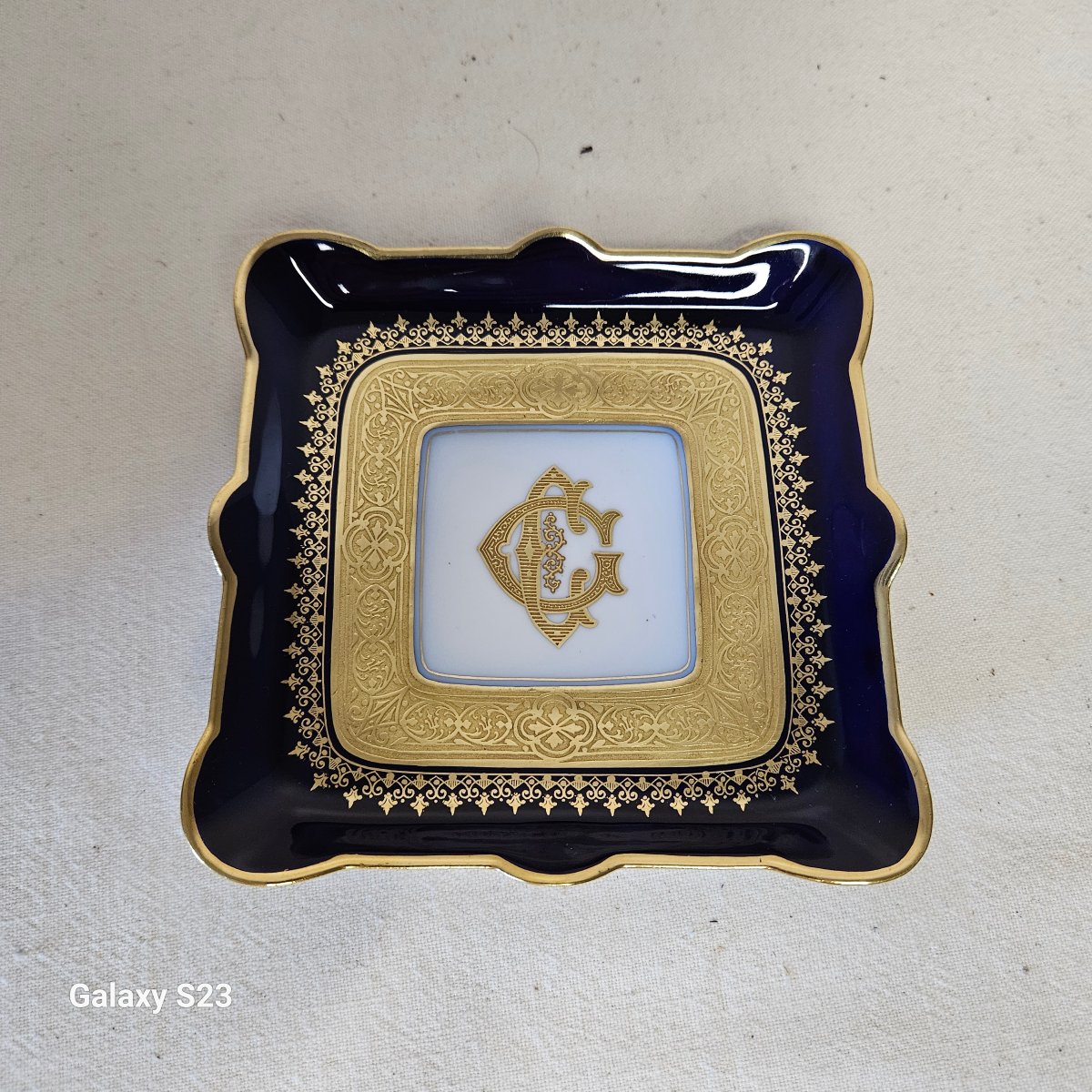 Rare Square Cup With Saucer, Jean Pouyat Limoges, Decorated In Blue And Gold.-photo-3