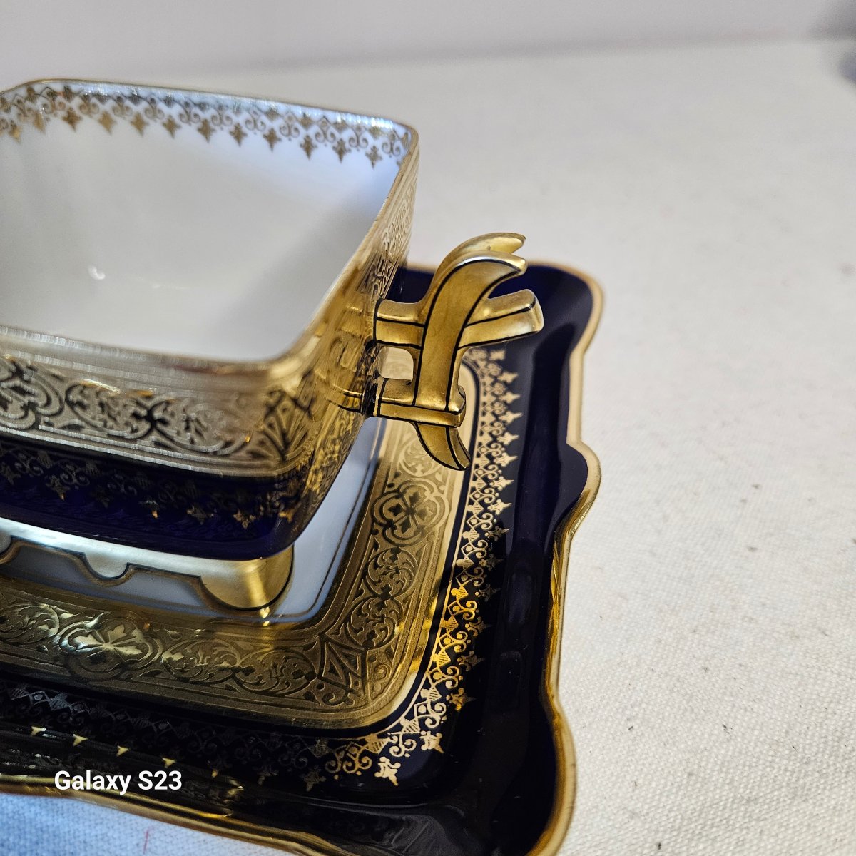 Rare Square Cup With Saucer, Jean Pouyat Limoges, Decorated In Blue And Gold.-photo-4