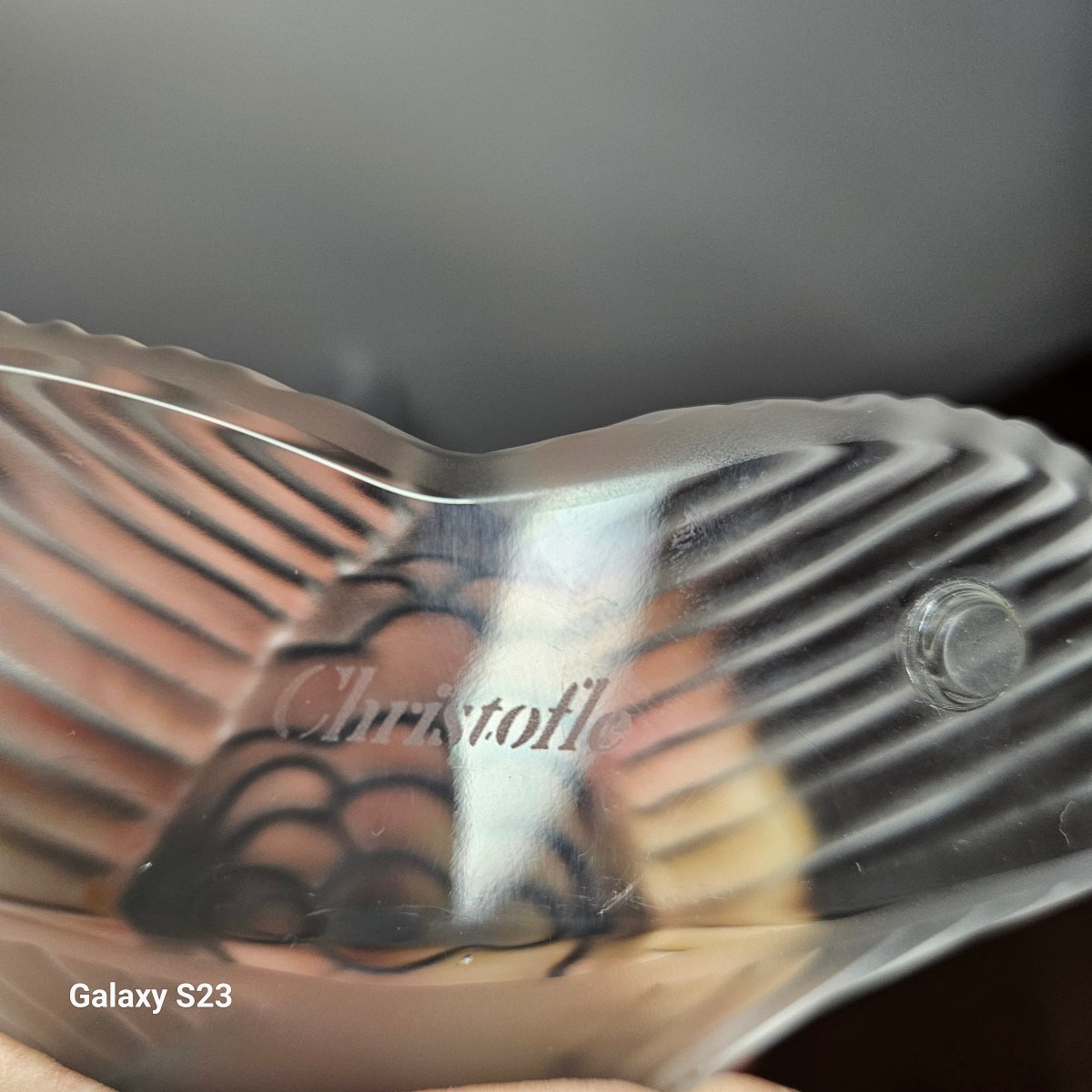 Christofle Crystal Vase Featuring Two Carp (fish), Height 33 Cm, In Excellent Condition-photo-2