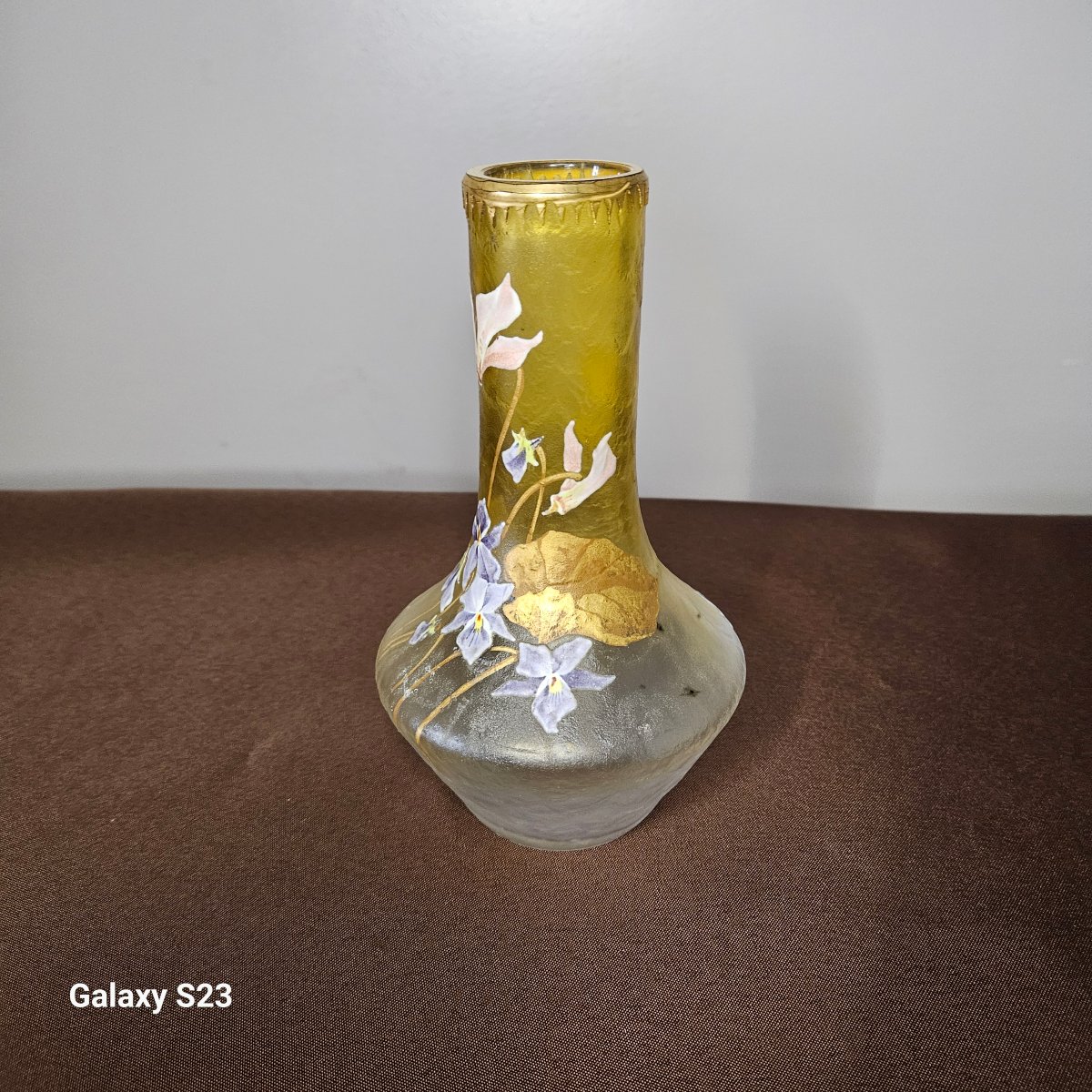 Vase Mont-Joye Legras art nouveau estampillé. Verre émaillé et doré. Ht 19,5 cm-photo-2