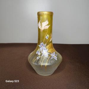 Stamped Art Nouveau Mont-joye Legras Vase. Enameled And Gilded Glass. Height 19.5 Cm.