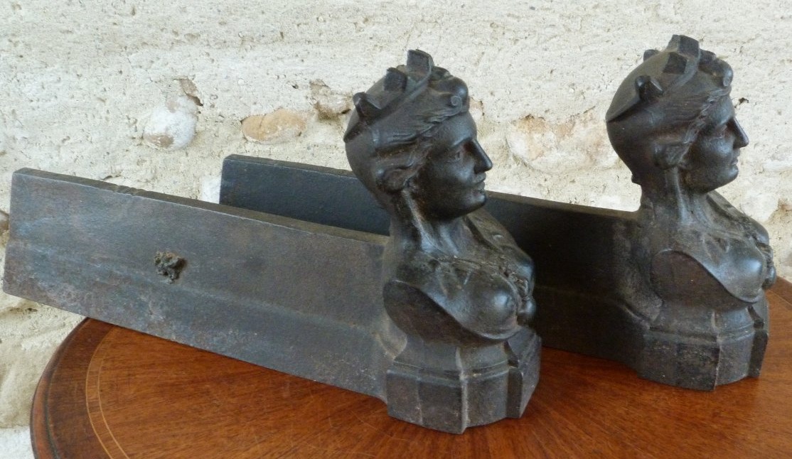 Paire de chenet en fonte de fer -photo-2