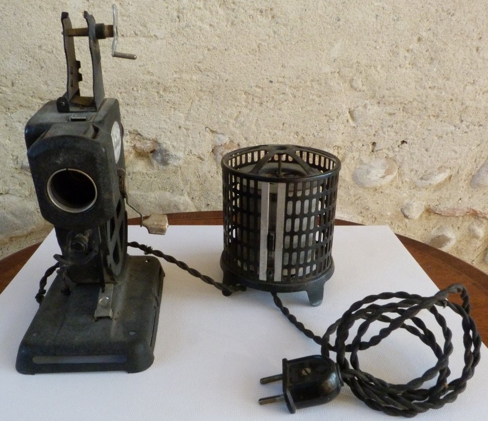 Projecteur de cinéma Pathé Kid -photo-4
