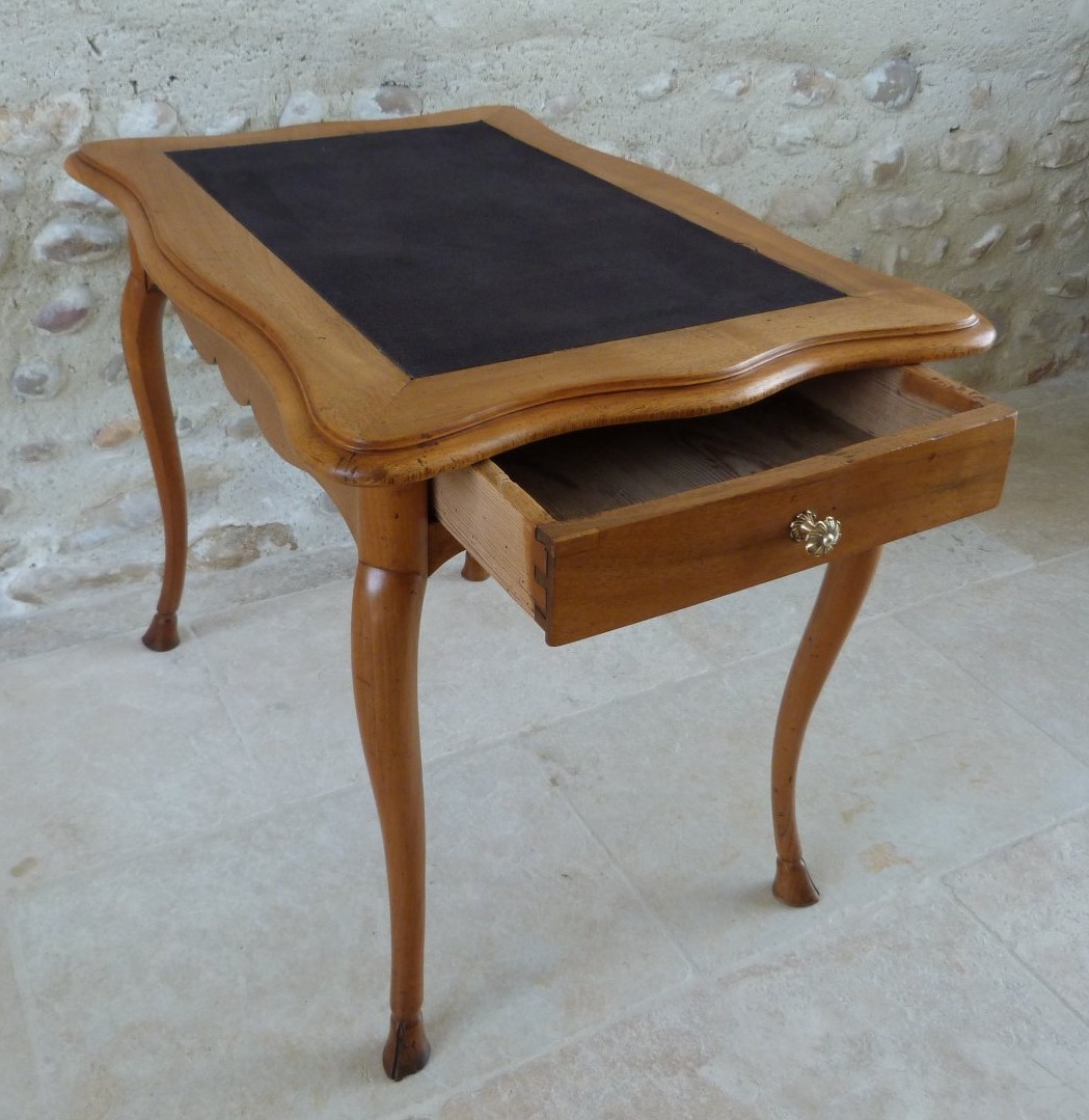 Small Louis XV Writing Table -photo-4