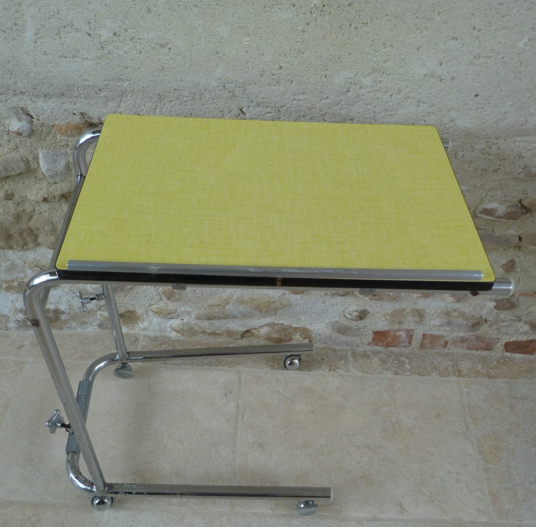 Table de lecture chrome et formica circa 1960
