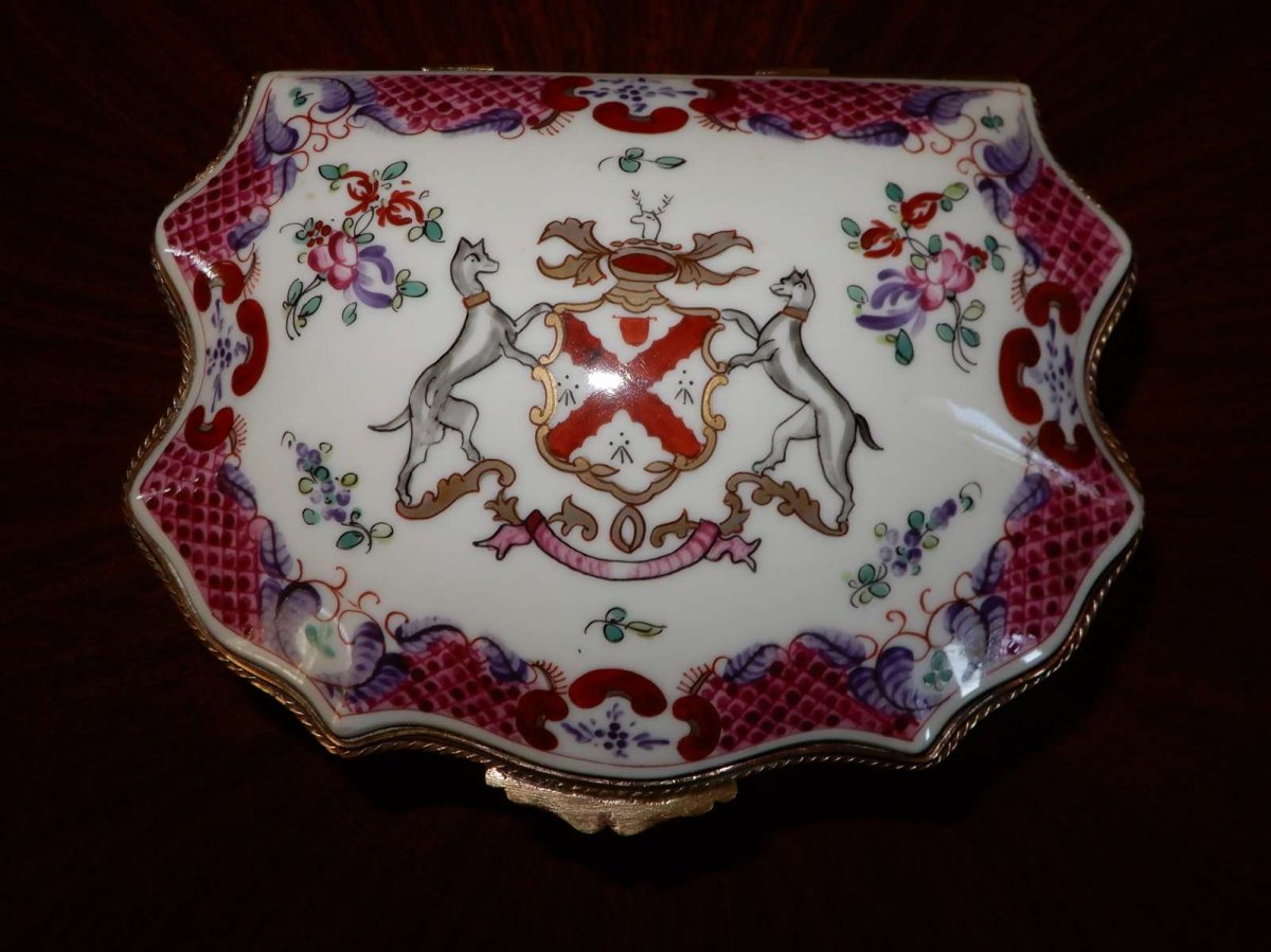 Porcelain Box-photo-5