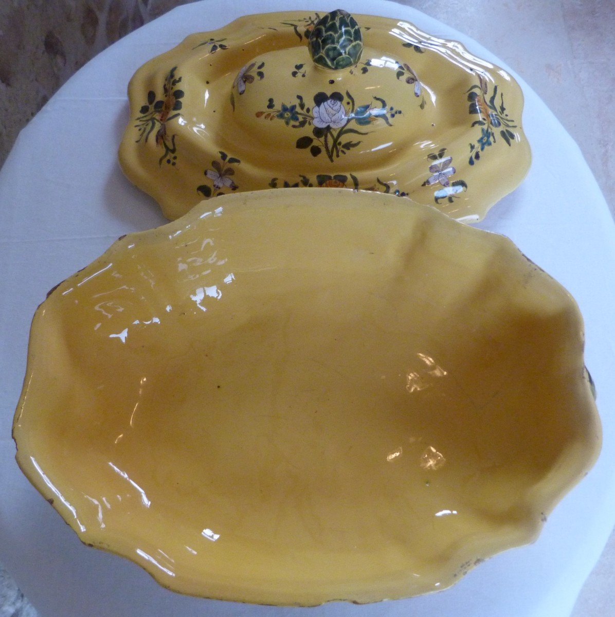 Montpellier Earthenware Soup Tureen-photo-2