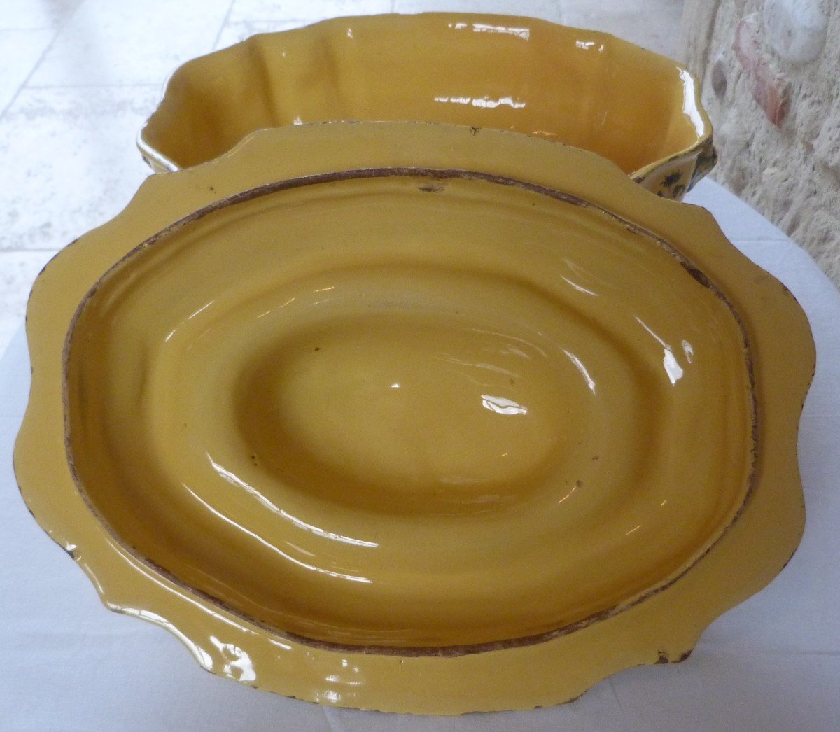 Montpellier Earthenware Soup Tureen-photo-5