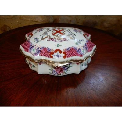 Porcelain Box