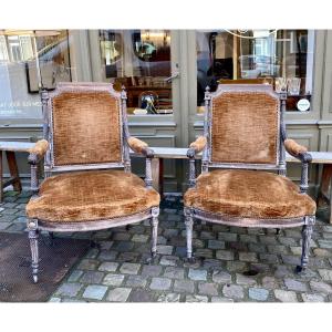 Paire de Fauteuils style Louis XVI