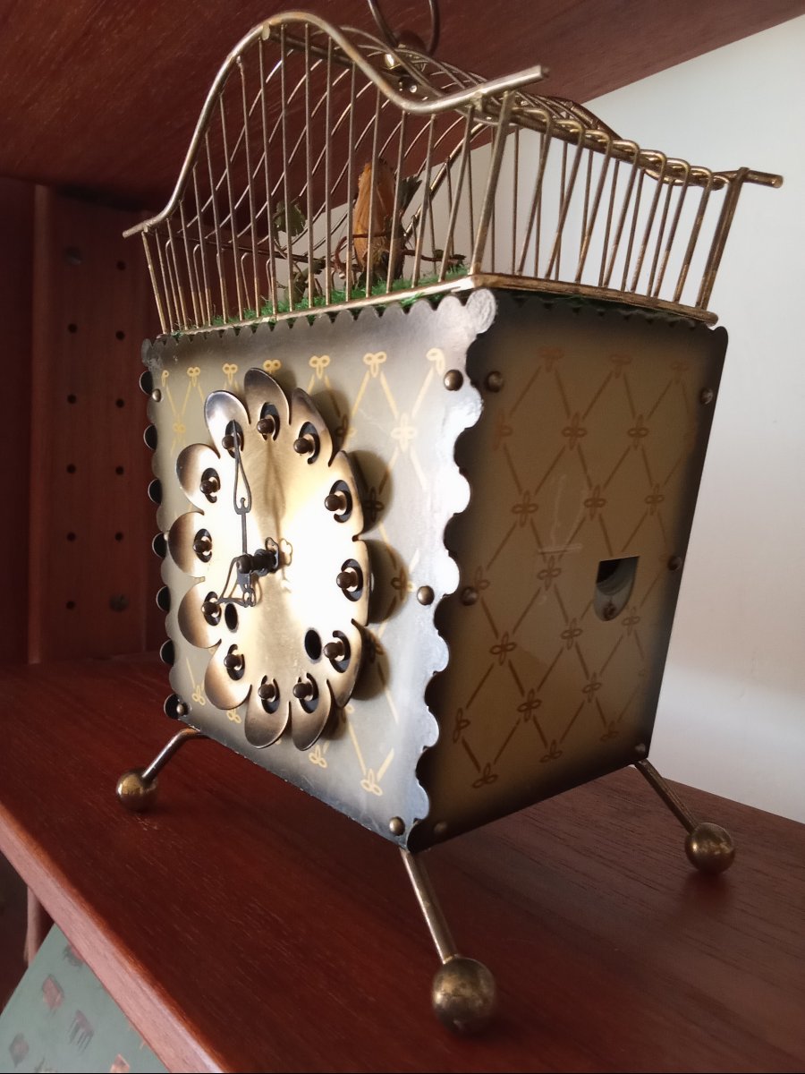 1950s Cuckoo Clock Alarm Clock-photo-2