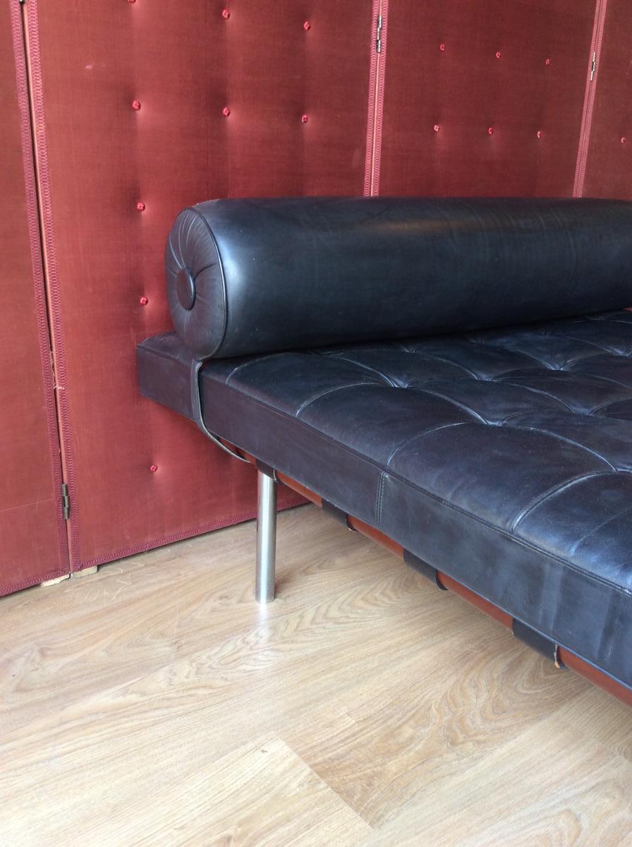 Lit De Jour Barcelona Mies Van Der Rohe.  Édition Knoll-photo-4