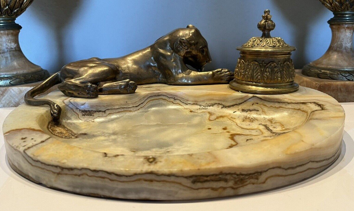 Georges Guyot (paris 1885-1973) "lioness At La Toilette" Bronze/marble Writing Desk Signed-photo-3
