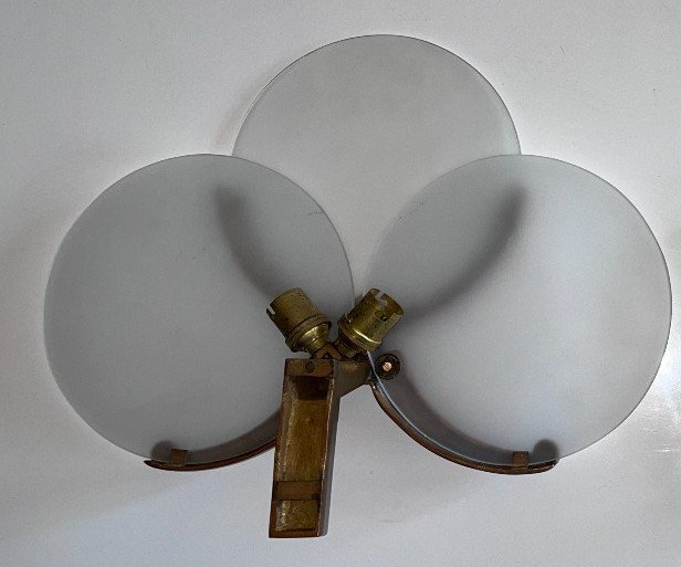 Art Deco Sconce In Golden Metal And Three  Glass Plates (perzel Style)-photo-2
